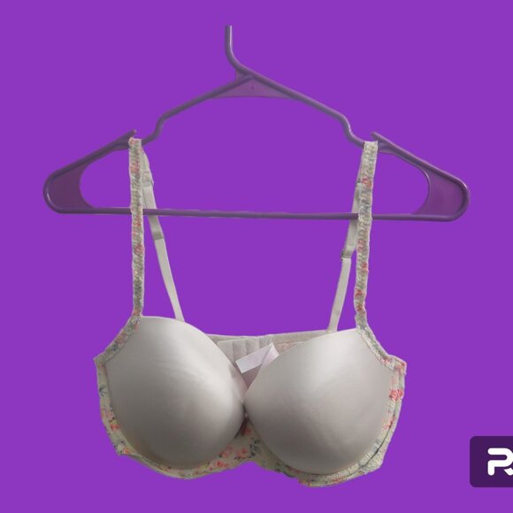 PINK Victoria's Secret Other - PINK Victoria's Secret pink flirt push-up bra floral lace in white and pink 36D